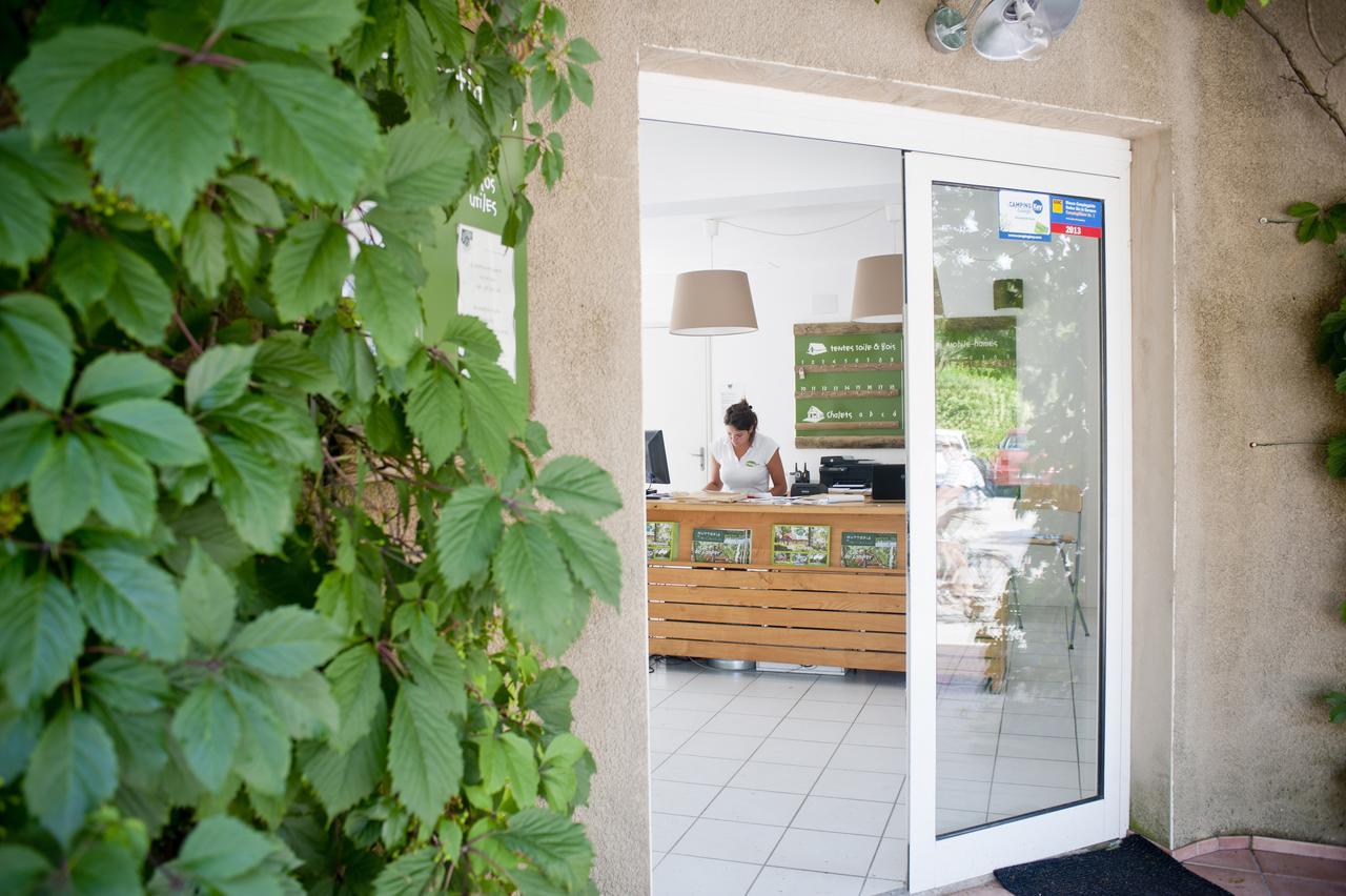 Hotel Camping Forcalquier Les Routes De Provence Exterior foto