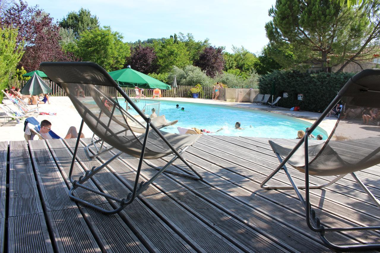 Hotel Camping Forcalquier Les Routes De Provence Exterior foto