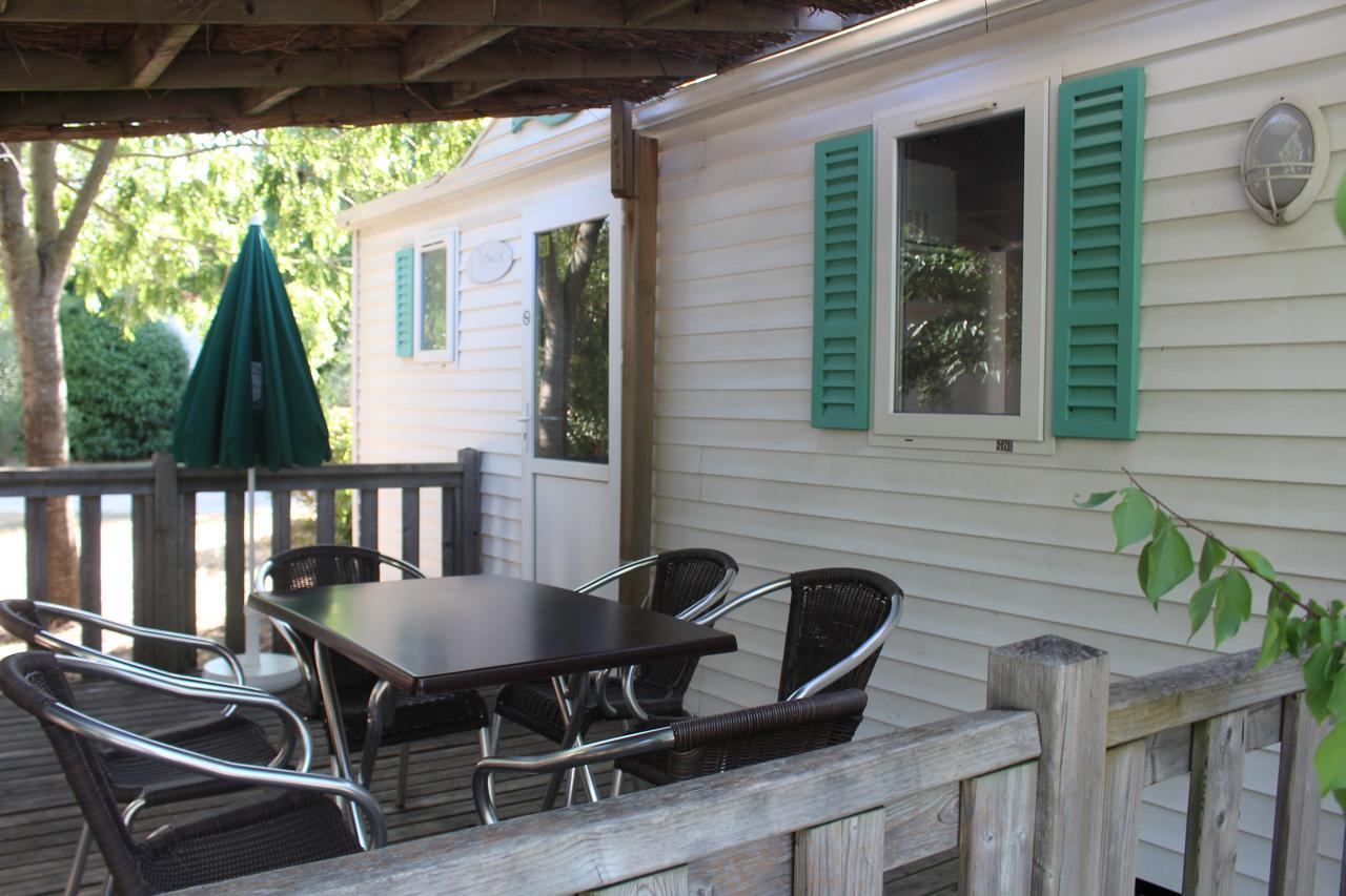Hotel Camping Forcalquier Les Routes De Provence Exterior foto