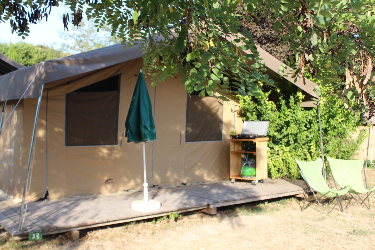 Hotel Camping Forcalquier Les Routes De Provence Exterior foto